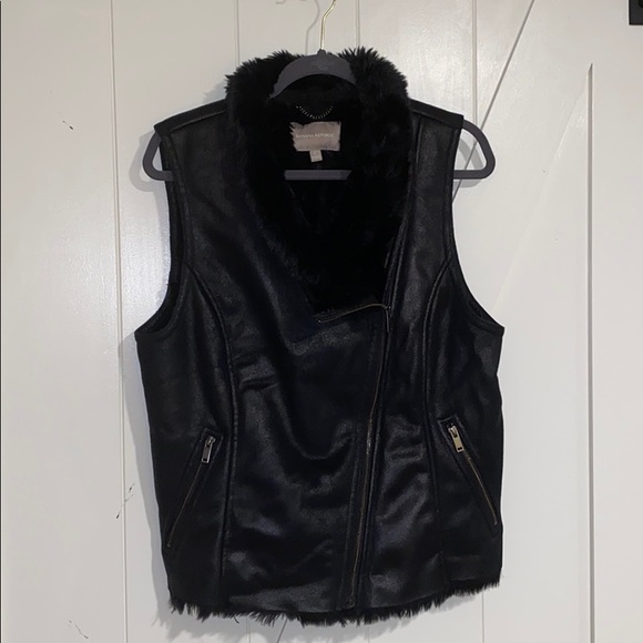 Vest - Picture 2 of 2